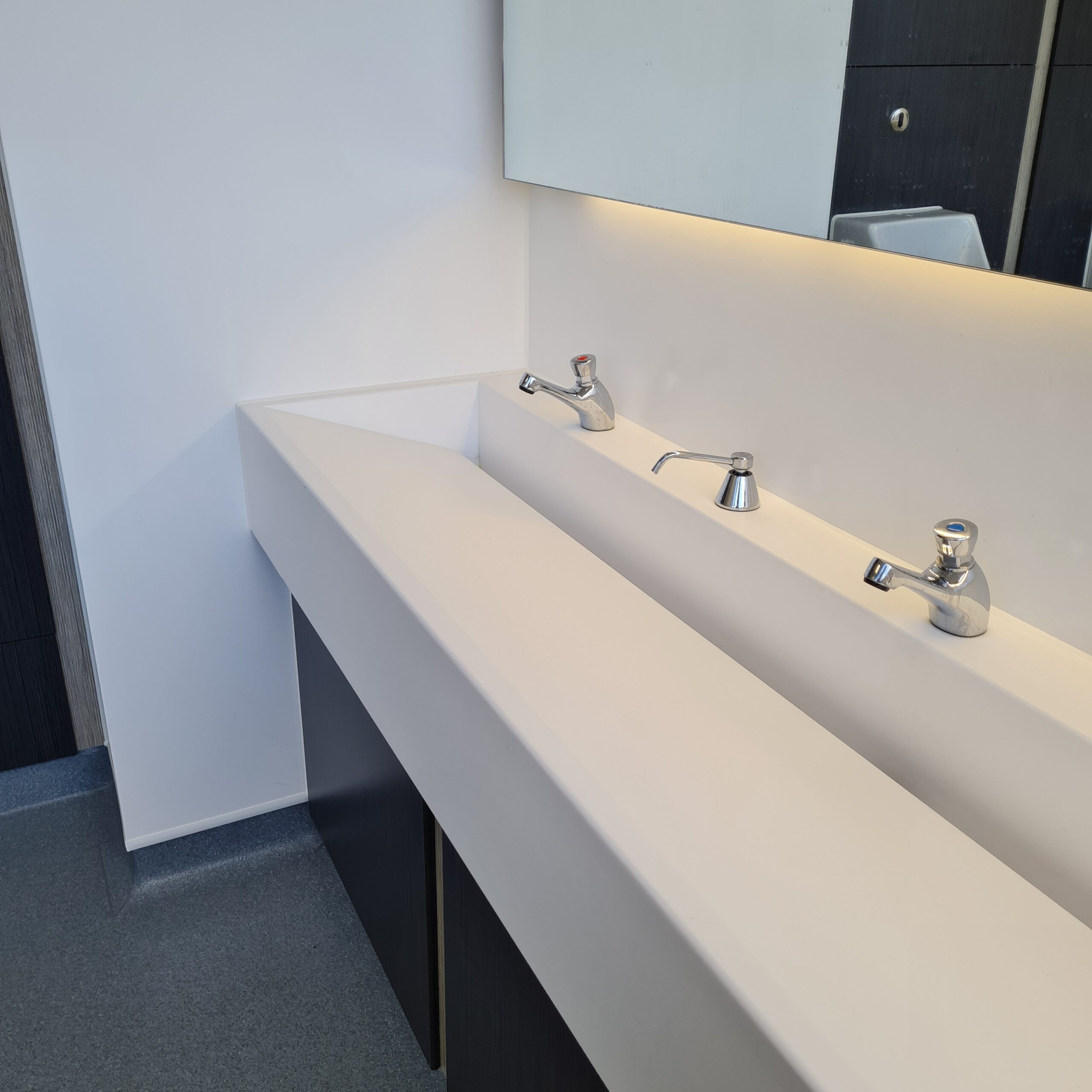 Corian washtrough with push taps