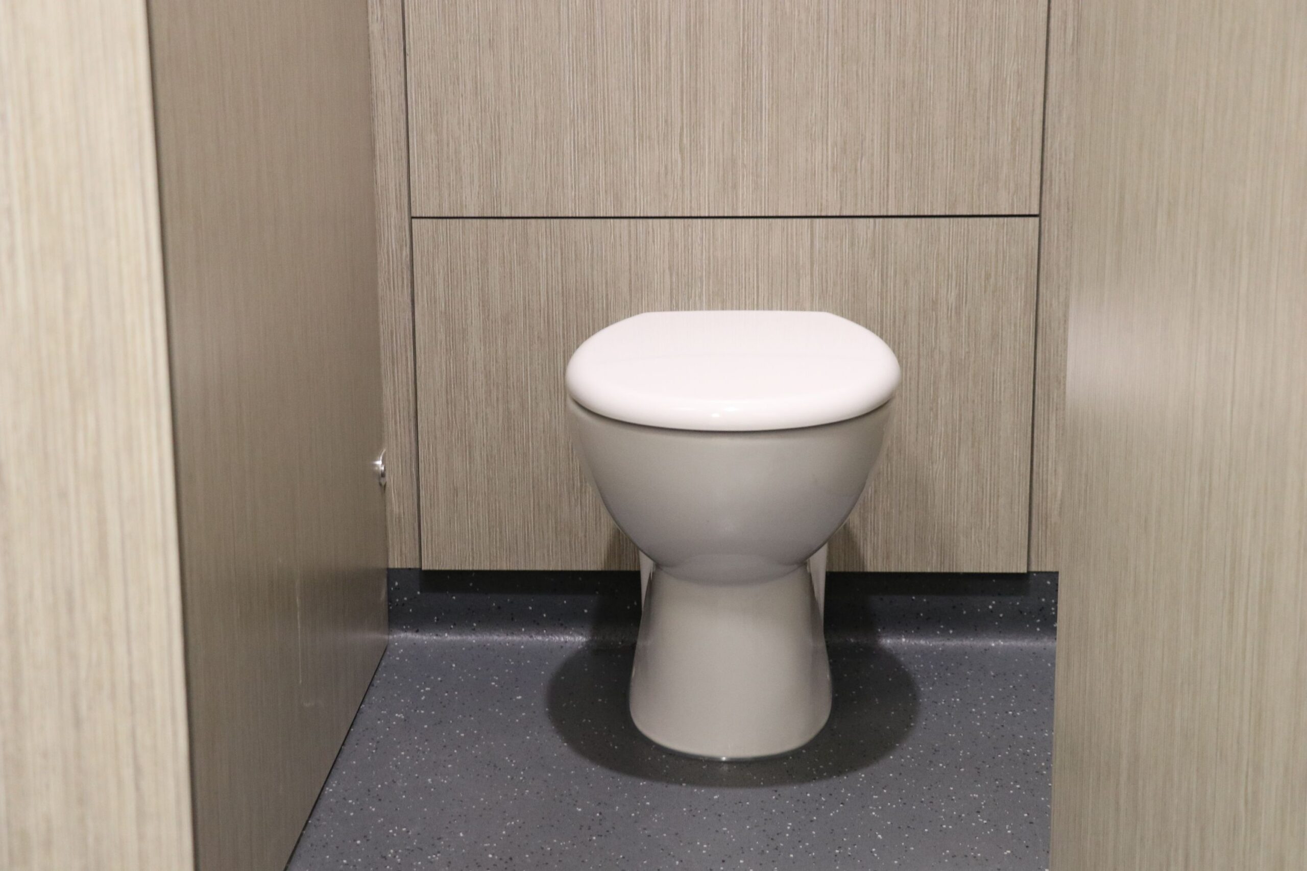 wc pan with wc ducting