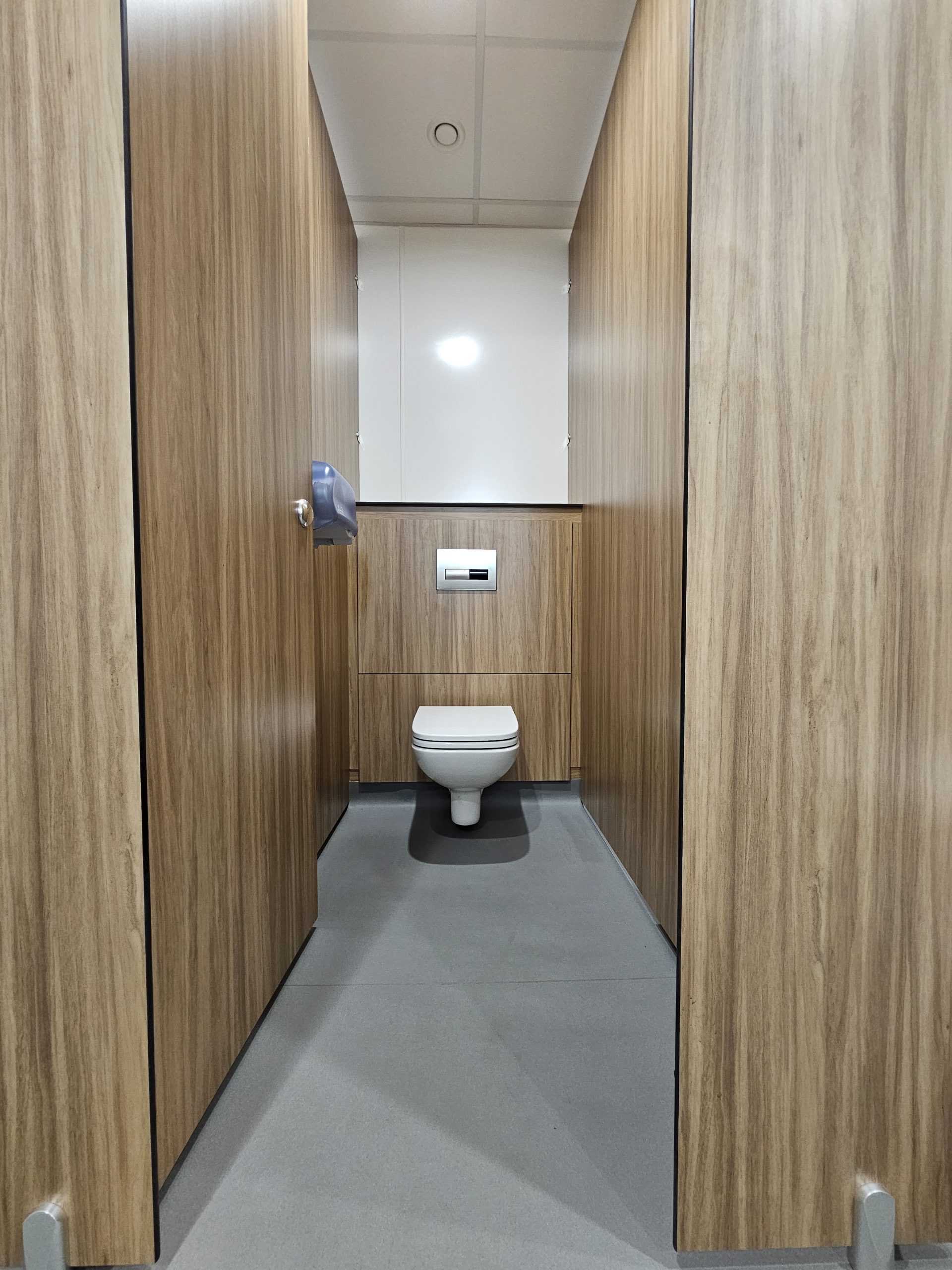 lancing college toilets